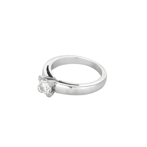 Bague solitaire en or blanc et diamant 0,60 carat
