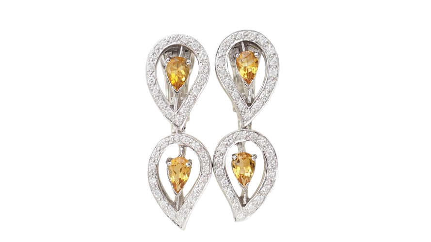 Boucles d'oreilles Boucles d'oreilles pendantes en or blanc, citrines et diamants 58 Facettes 32804