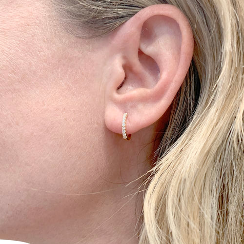 Boucles d'oreilles Créoles en or jaune et diamants 58 Facettes 35469