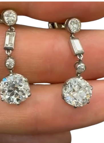 Art Déco - Pendants d’oreilles en platine et diamants anciens