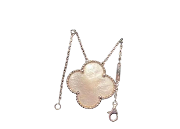 Van Cleef & Arpels Magic Alhambra - Collier en or blanc et nacre
