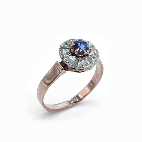 bague en Or rose saphir et diamants.jpg