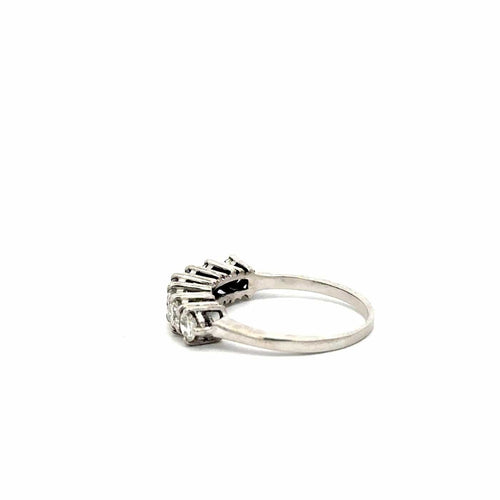 Bague 54 Infinity Sparkle - Bague demi-alliance en or blanc et diamants 58 Facettes 50473