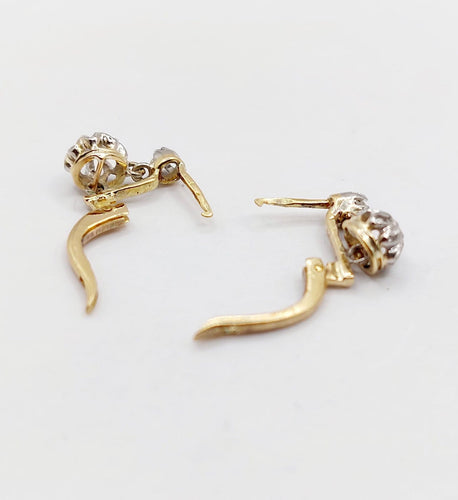 Boucles d'oreilles Dormeuses anciennes en or 18k, platine et diamants 58 Facettes A07232