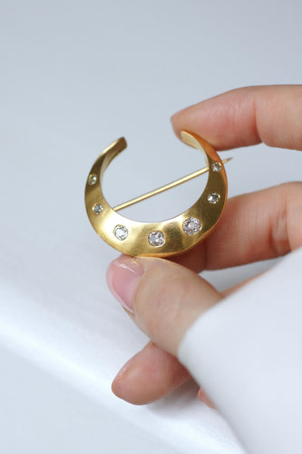 Broche Broche ancienne croissant de lune en or jaune et diamants 58 Facettes