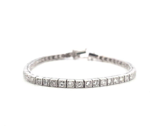 Bracelet Bracelet tennis en platine avec diamants 58 Facettes 360/26 A