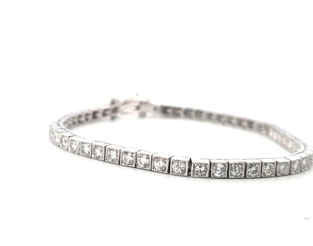 Bracelet Bracelet tennis en platine avec diamants 58 Facettes 360/26 A