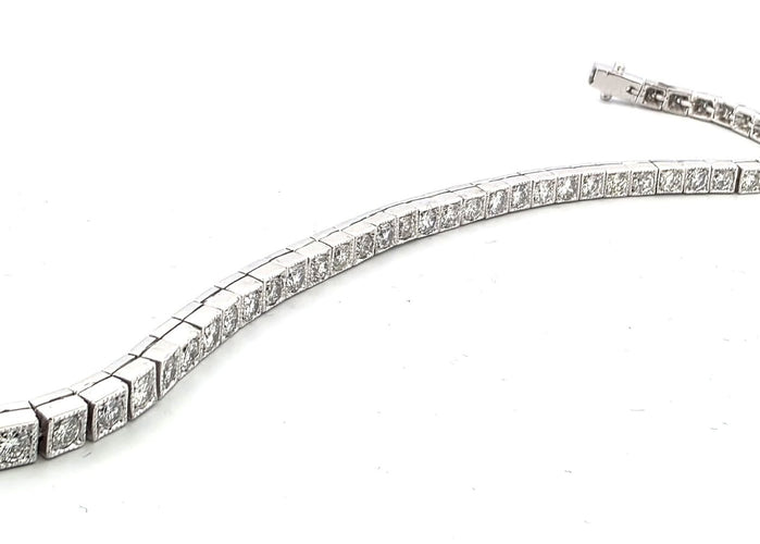 Bracelet Bracelet tennis en platine avec diamants 58 Facettes 360/26 A