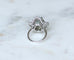 Bague 51 Jupe - Bague en or blanc, émeraude colombienne et diamants 58 Facettes