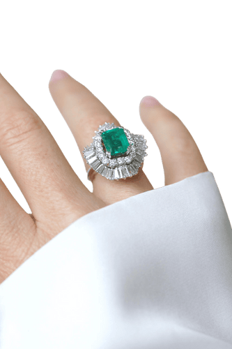 Jupe - Bague en or blanc, émeraude colombienne et diamants