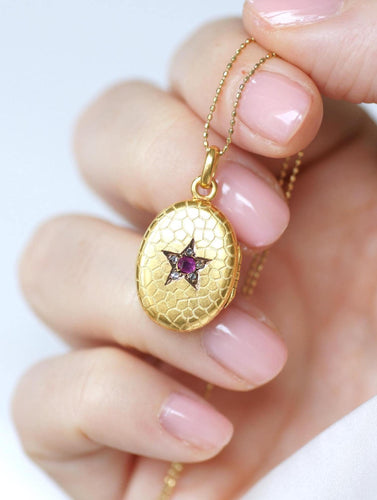 Pendentif Médaillon étoile - Pendentif en or jaune, rubis, saphir et diamants 58 Facettes