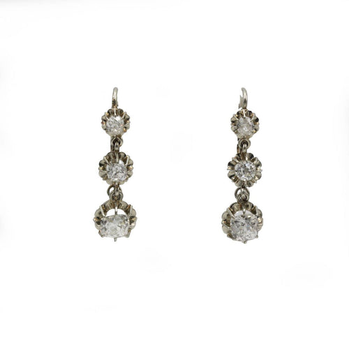 Boucles d'oreilles Boucles d'oreilles dormeuses en or blanc et diamants 58 Facettes 260155R