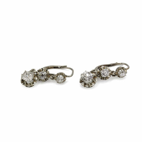 Boucles d'oreilles Boucles d'oreilles dormeuses en or blanc et diamants 58 Facettes 260155R