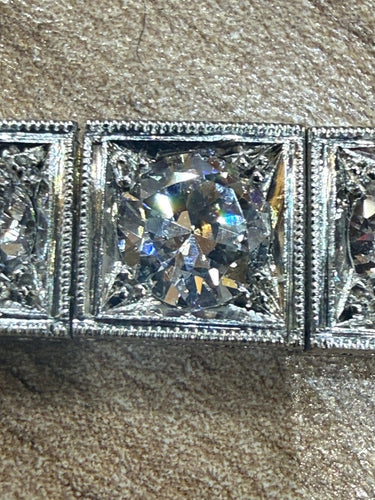 Bracelet Bracelet rivière en platine et diamants 58 Facettes bpd