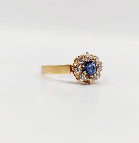 Bague 56.5 Bague marguerite antique en or rose 18k, saphir et diamants 58 Facettes A07416