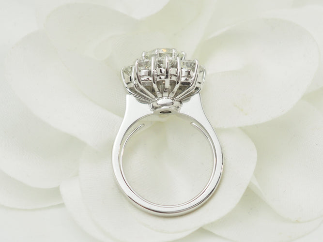 Bague 54 Bague marguerite ancienne en or blanc et diamants 58 Facettes 33796