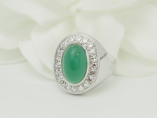 Bague 55 Bague chevalière ancienne en or blanc, agate verte et diamants 58 Facettes 33794