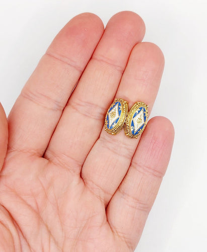 Bague 49.5 Bague chevalière victorienne en or 18K, fleurs et émail 58 Facettes A07423
