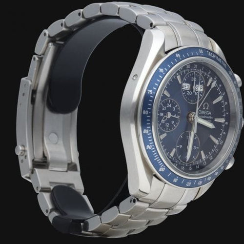 Montre Omega Speedmaster - Montre Day-Date chronographe 40 mm en acier 58 Facettes MT46627