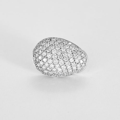 Boucles d'oreilles Boucles d'oreilles pavées de diamants en or blanc 58 Facettes B260377