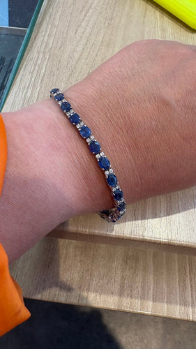 Bracelet Bracelet rivière en or blanc, saphirs et diamants 58 Facettes Bracelet 001