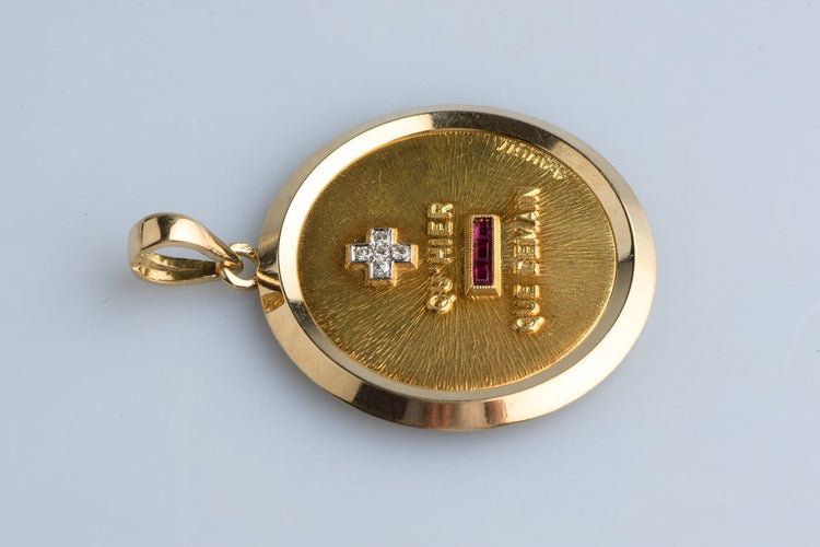 Pendentif A. Augis - Pendentif en or jaune 18K, rubis et diamants 58 Facettes MEDAMDRCC1479-107