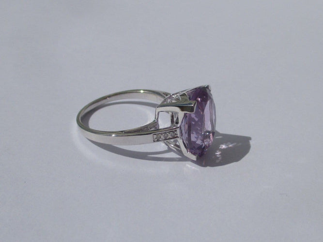 Bague 56 Mauboussin Mon Bébé d’Amour - Bague en or blanc, améthyste et diamants 58 Facettes Bague
