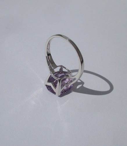 Bague 56 Mauboussin Mon Bébé d’Amour - Bague en or blanc, améthyste et diamants 58 Facettes Bague