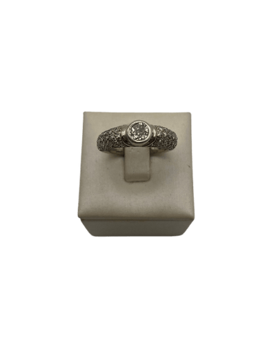 Bague 55 Bague en or blanc et diamants 58 Facettes Anello-002