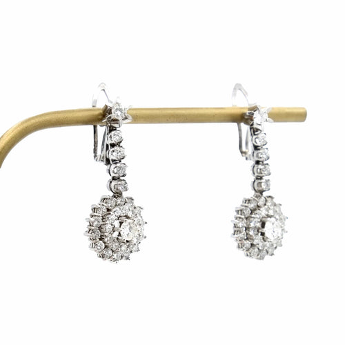 Boucles d'oreilles Paire de pendants d'oreilles diamants 58 Facettes REF2397-119