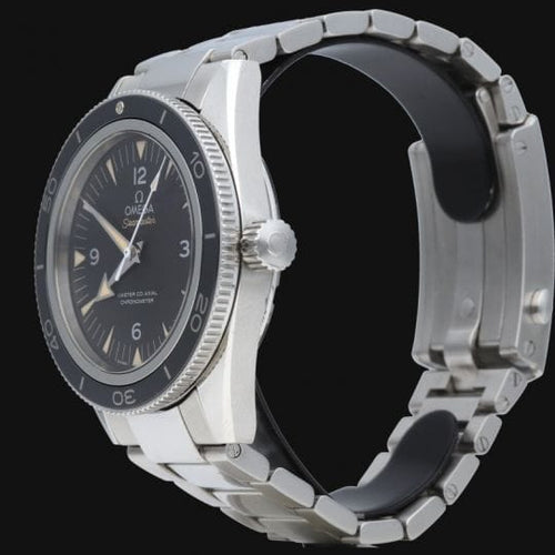 Montre Omega Seamaster 300 - Montre en acier 58 Facettes MT47033
