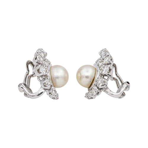 Boucles d'oreilles Boucles d'oreilles en or blanc, perles de culture et diamants 58 Facettes 5215578CN
