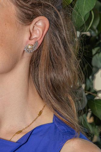 Boucles d'oreilles Boucles d'oreilles en or blanc, perles de culture et diamants 58 Facettes 5215578CN