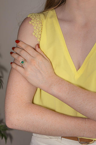 Bague 56 Bague en or jaune, émeraude et diamants 58 Facettes 4878500CN