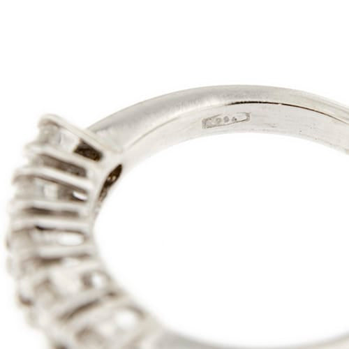 53 Bague rivière en or blanc et diamants 58 Facettes 36482