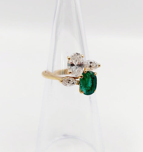 Bague 47 Bague toi et moi en or 18k, diamant, émeraude et diamants 58 Facettes A07434