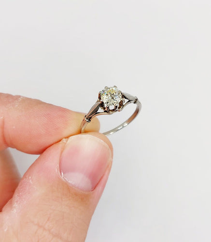 Bague 52 Bague solitaire Art déco en or blanc 18k et diamant 58 Facettes A07440