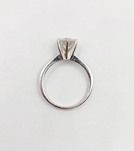 Bague 51 Bague solitaire vintage en or blanc 14k et diamant 58 Facettes A07446