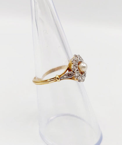 Bague 51 Bague marguerite antique en or 18k, platine, perle et diamants 58 Facettes A07460