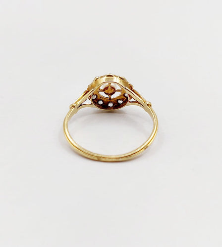 Bague 51 Bague marguerite antique en or 18k, platine, perle et diamants 58 Facettes A07460