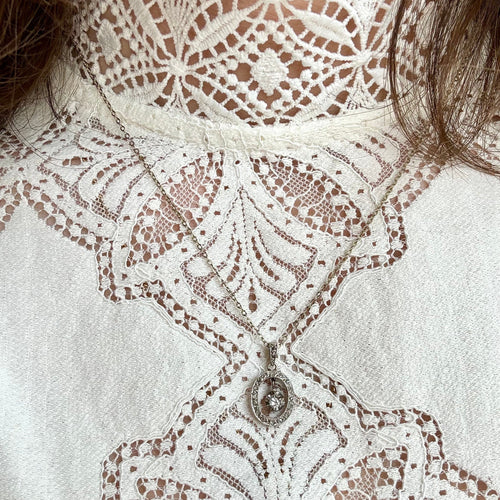 Collier Collier diamant en pampille en or gris et platine 58 Facettes REF24032-196