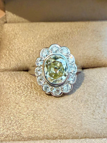 Bague 52 Pompadour - Bague en or blanc et platine, diamant jaune 58 Facettes adadda