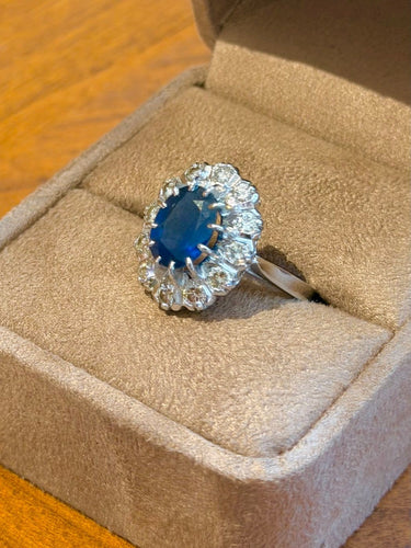 Bague 54 Marguerite - Bague en or blanc, saphir et diamants 58 Facettes adada