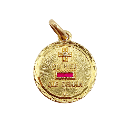Pendentif Augis - Pendentif médaille d'amour en or 18k, diamant et rubis 58 Facettes A07472