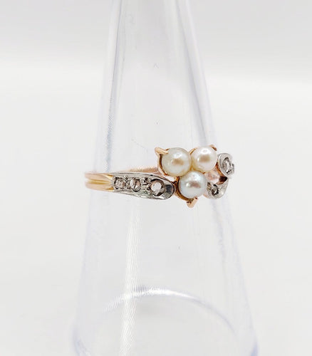 Bague 54 Bague trèfle antique en or rose, platine, perles et diamants 58 Facettes A06880
