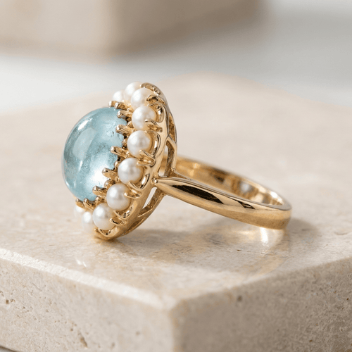 53.5 Bague vintage en or jaune 585 avec aigue-marine et perles 58 Facettes 1996