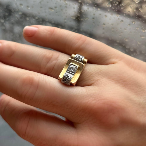 Bague 56 Bague tank asymétrique en or rose 18K et diamants 58 Facettes REF24100CF-263