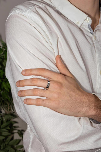 Bague 68 Cartier Love - Bague en or blanc 58 Facettes 4958888CN