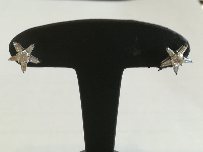 Boucles d'oreilles Boucles d'oreilles étoiles en or blanc et diamants 58 Facettes 01053