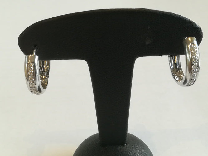Boucles d'oreilles Créoles - Boucles d'oreilles en or blanc et diamants 58 Facettes 01186